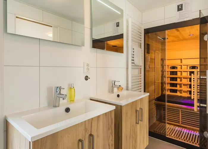 Vakantiepark Roompot Kijkduinpark 3*