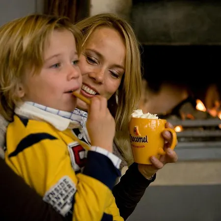 假日公园 Roompot Kijkduinpark 3*