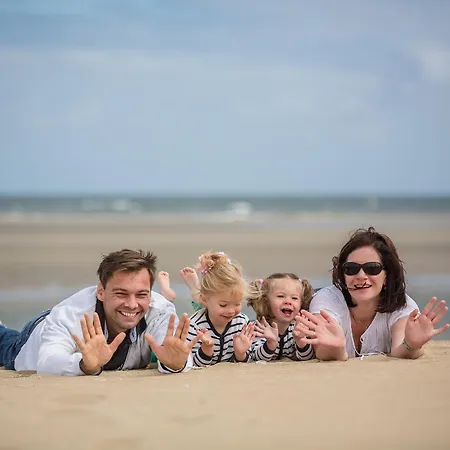 Roompot Kijkduinpark 3* 海牙