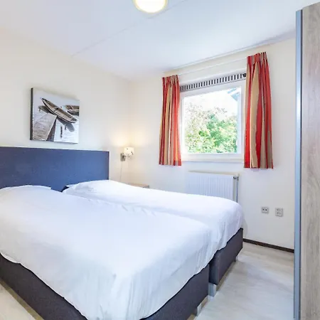 假日公园 Roompot Kijkduinpark 3*