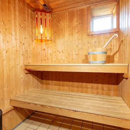 Kompleks wypoczynkowy Roompot Kijkduinpark 3*