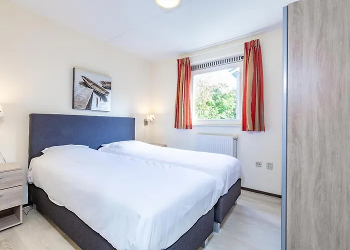 Ferienpark Roompot Kijkduinpark 3*